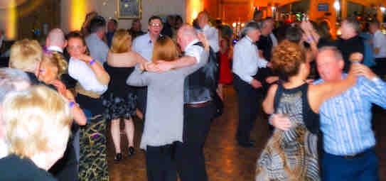 mercure bar area dancing